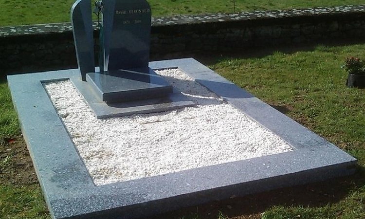 Monument funéraire et cinéraire - La Souterraine - GRANITS ET MARBRES MOURIER CREUSE